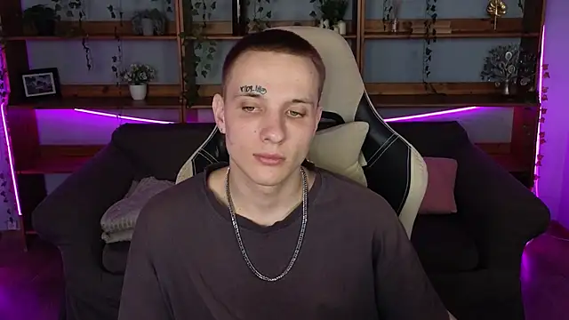 Dreamkai online show from April 11, 1:32 am