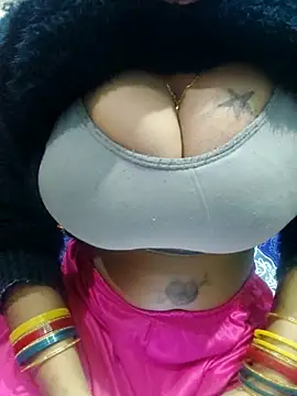 Rufiya khan0 online show from April 7, 3:40 am