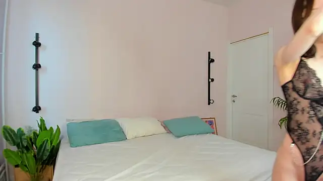 uwu-sabrina online show from April 13, 1:11 am