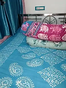 CamGirl Neha online show from June 15, 7:27 pm
