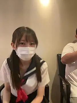 yuki2210 online show from April 8, 3:45 pm