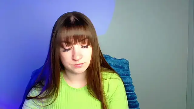 Tiffani Angel online show from April 17, 5:43 am