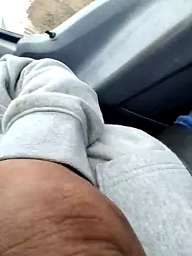 jlc069 online show from April 1, 2:58 pm