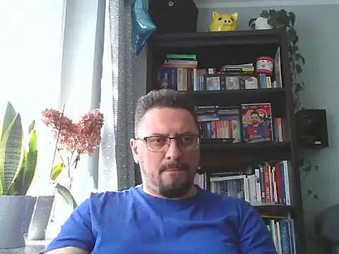 19cmSlave online show from April 10, 8:52 am