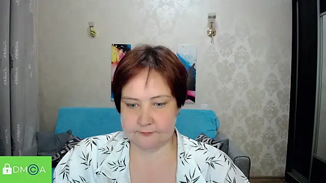 QUEEN02030 online show from April 7, 3:01 pm