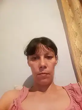 VikaBakerX online show from April 8, 6:30 pm