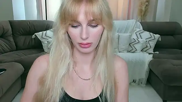 blonde  flirt online show from April 10, 6:07 am