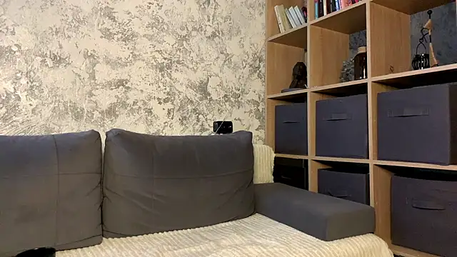 SandyKiss  online show from April 15, 4:14 pm