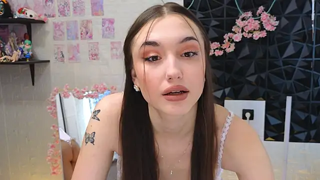 belle cute online show from April 9, 2:11 am