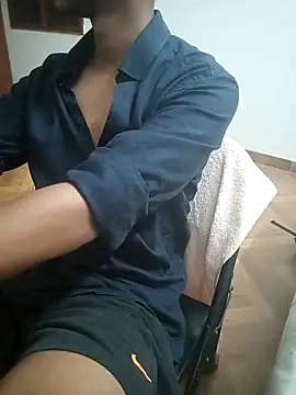 letsplaygame online show from April 7, 4:07 pm