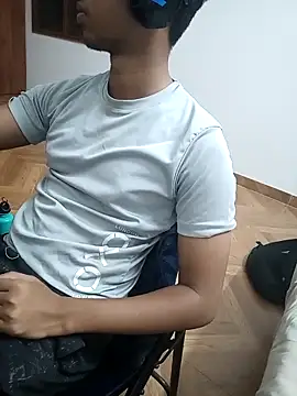 letsplaygame online show from April 11, 1:48 pm