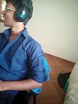 letsplaygame online show from April 12, 10:09 am