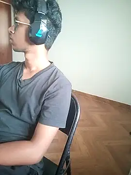 letsplaygame online show from April 16, 6:25 am