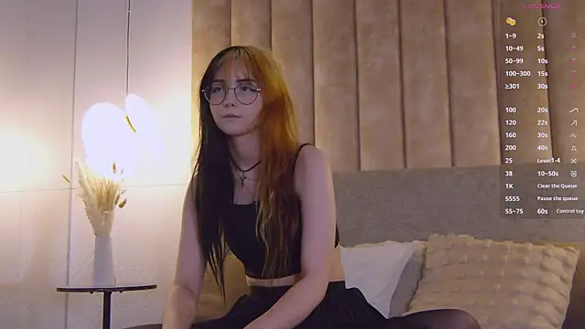 AmyRivers online show from July 29, 8:29 pm
