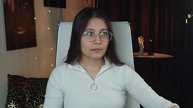 ElisonAvergarden online show from April 19, 3:22 pm