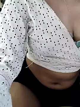 BlushingBunny  online show from April 13, 5:40 pm