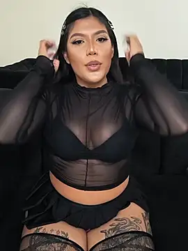 aleenavarro online show from June 19, 10:13 pm