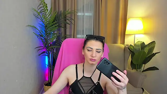 Ophyrix online show from April 6, 9:21 am