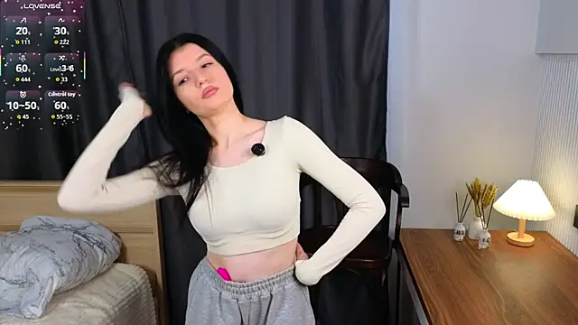 JazminLantey online show from April 6, 1:25 am