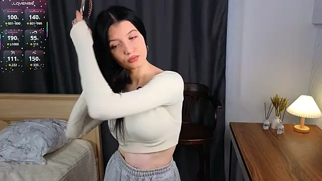 JazminLantey online show from April 7, 1:06 am