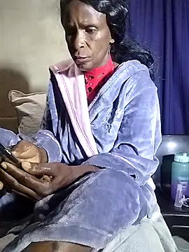 Naughtygrany online show from April 14, 10:27 pm