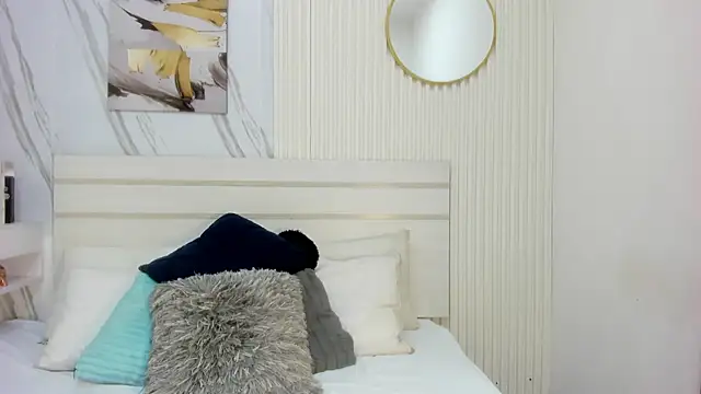 GrayHall online show from April 7, 9:04 pm