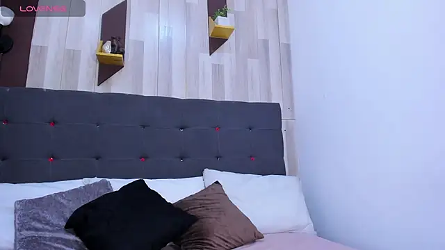 GrayHall online show from April 8, 8:31 pm