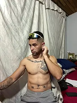 Sexmuscle17 online show from July 9, 8:35 pm