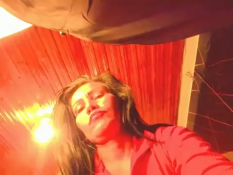 valeriiaa b online show from April 2, 11:30 am