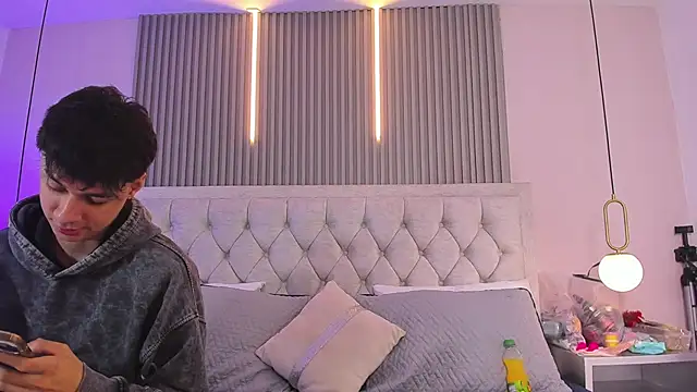 andy may18 online show from April 17, 1:25 pm