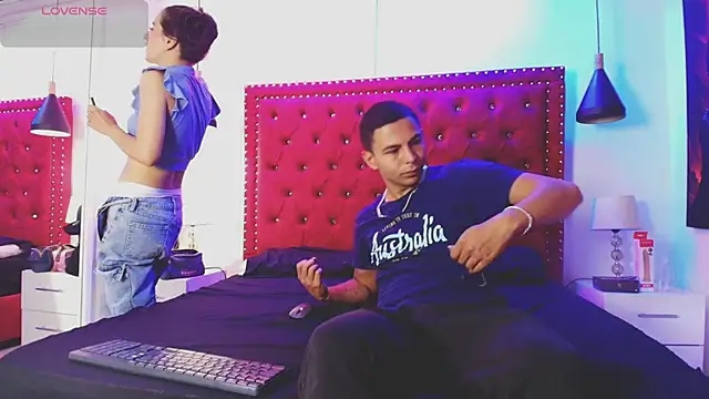 Jack and Emma  online show from April 14, 12:33 pm