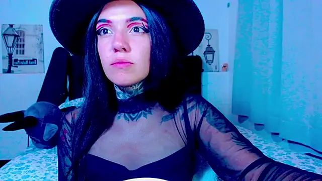 LannieGonzales online show from June 3, 3:42 am