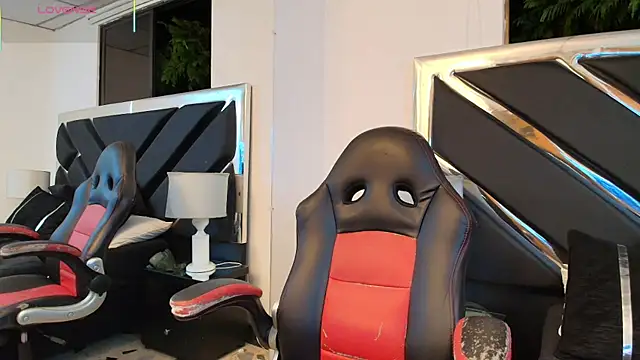 MiikeOthon online show from April 12, 5:01 am