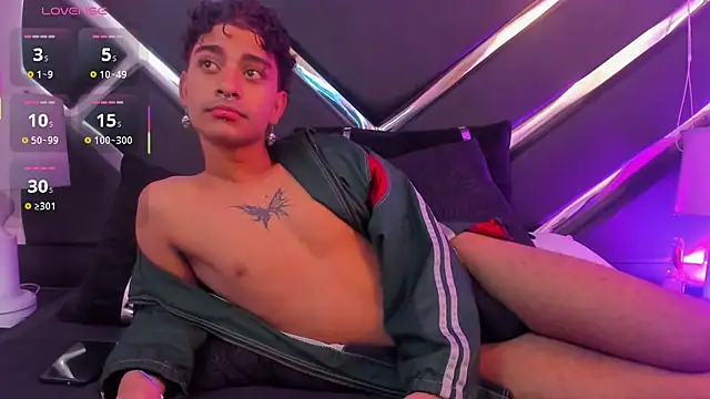 MiikeOthon online show from April 18, 5:55 am