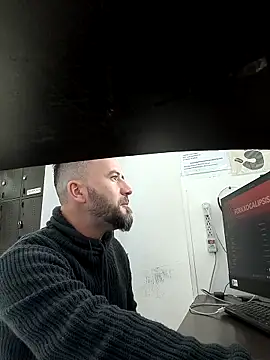 wassonmono online show from April 18, 7:07 pm