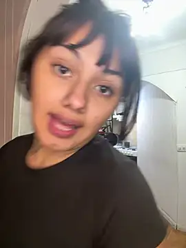 Snapshot of Abrildqquino chatting on May 9, 10:15 pm Abrildqquino online show from May 9, 10:15 pm