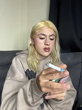 Lia fire online show from May 30, 3:03 am