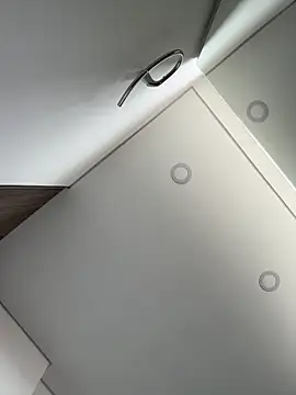 nicole bunny21 online show from April 17, 8:45 pm