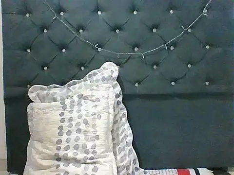 Ian-yin08 online show from April 11, 2:49 am