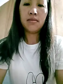 Lisa-aa online show from April 3, 9:57 pm