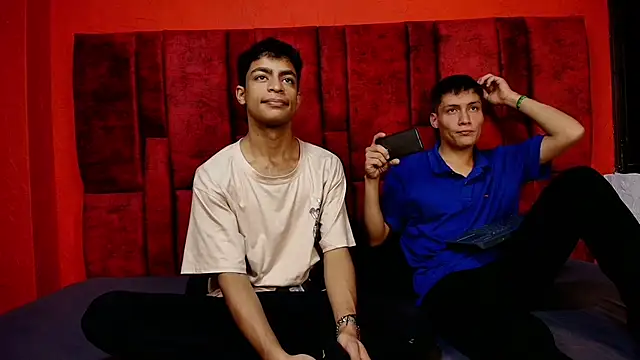 LuckandSamuel online show from April 14, 2:06 am