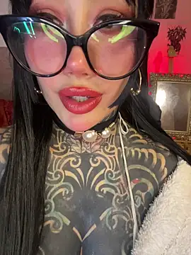 Musedreams online show from April 8, 1:27 am