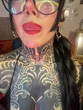 Musedreams online show from April 15, 1:12 am