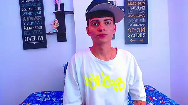 milo hot  online show from April 1, 7:00 pm