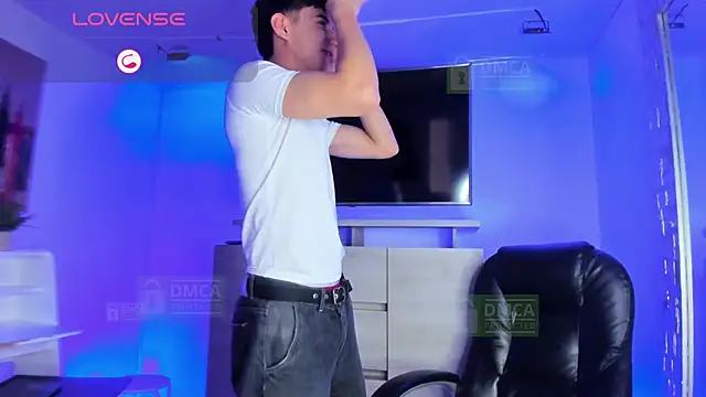 Taylor Brooks online show from April 15, 7:21 pm