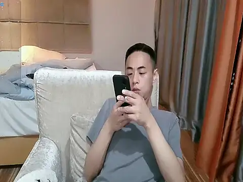 davidboys online show from April 6, 4:32 am