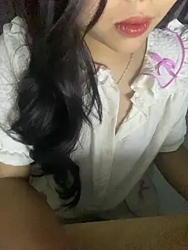 Rosecute11 online show from April 10, 10:31 am