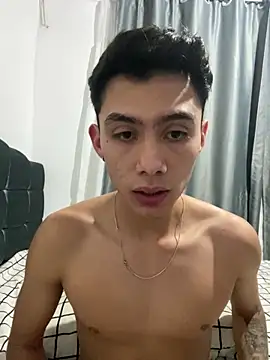 jmaxter online show from April 9, 4:34 am