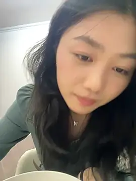 Shanshan 1267 online show from April 15, 2:35 pm