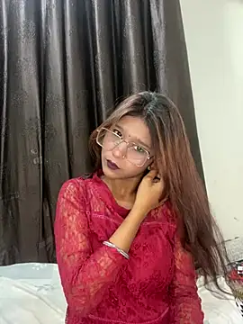 Cutiepie- online show from April 9, 5:40 pm